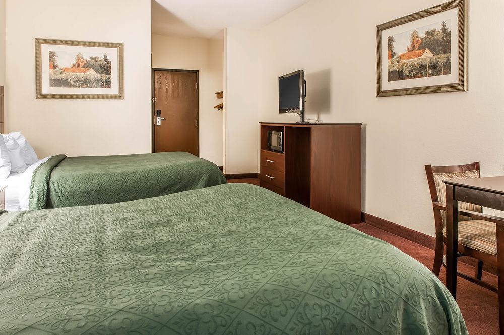 Quality Inn & Suites Danville Exterior foto